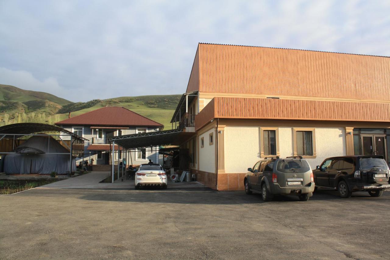 Saty Guest House Exteriör bild